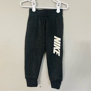 Nike Heather Gray Dri-Fit Sweats in Size 2T